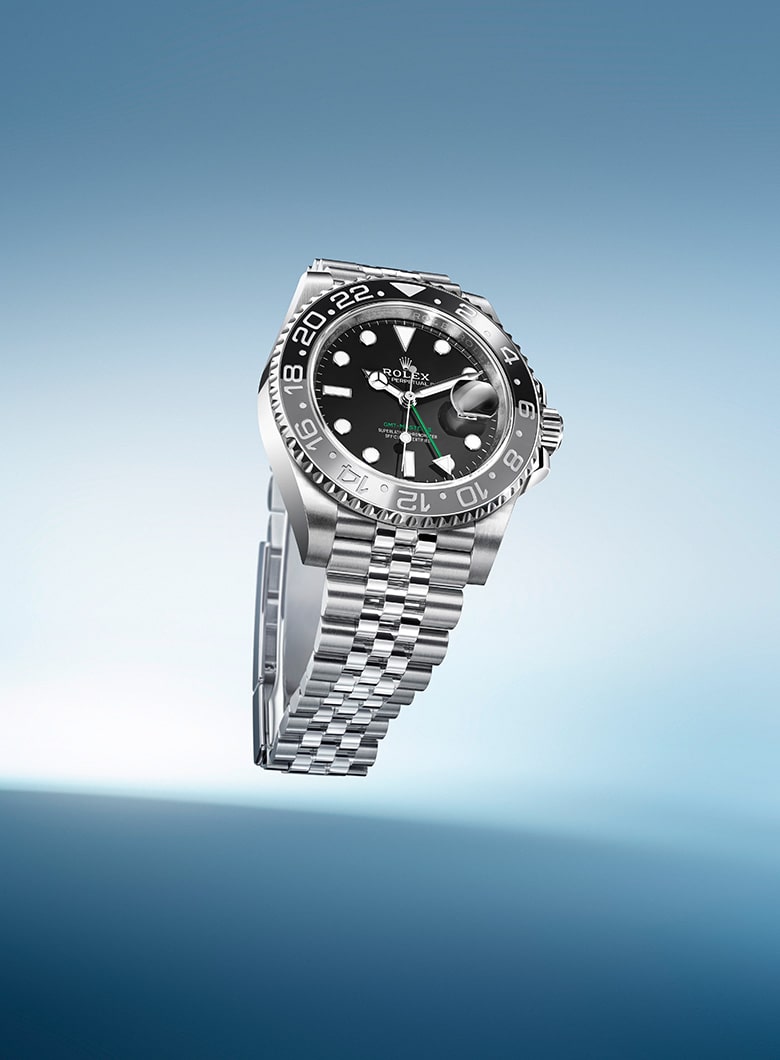 rolex new watches 2024 gmt master ii several time zones M126710GRNR 0004 2401jva 002 rvb portrait min.jpg