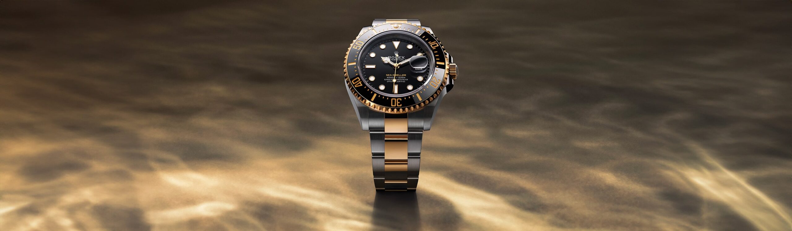 rolex seadweller cover m124060 0001 0002 2210jva 001 landscape min scaled.jpg