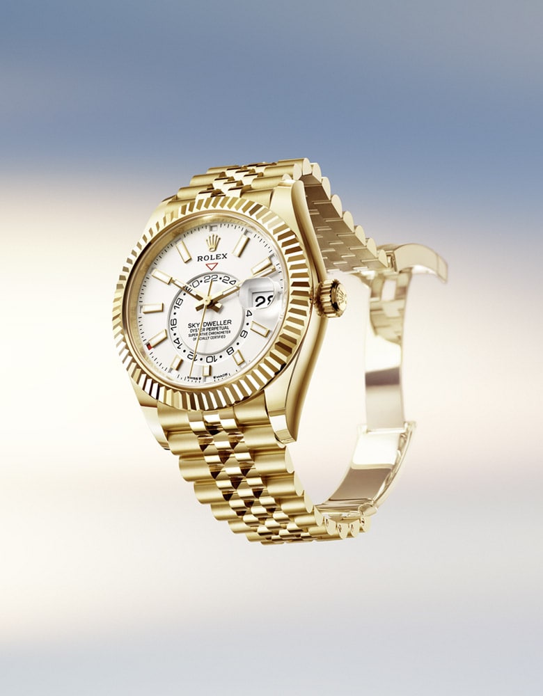 rolex sky dweller m336938 0006 2401jva 001 rvb portrait min.jpeg