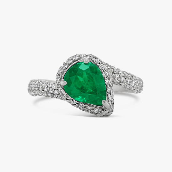 Anillo  Bauer oro blanco 18K, esmeralda y diamantes