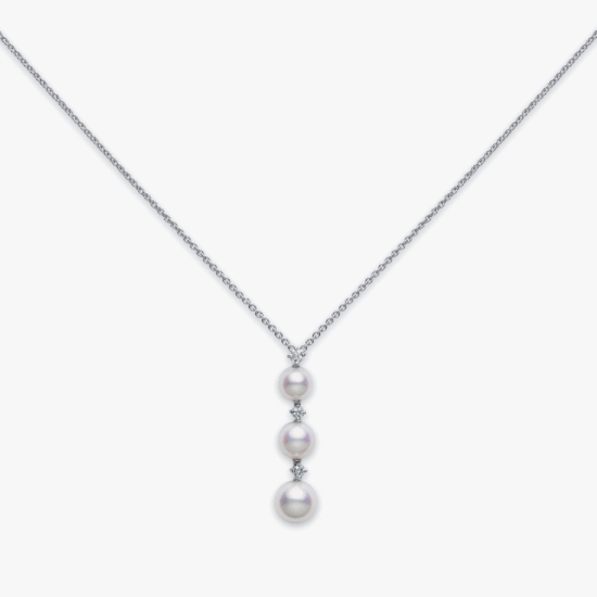 Collar con pendiente mikimoto oro blanco 18k, perlas Akoya y diamantes