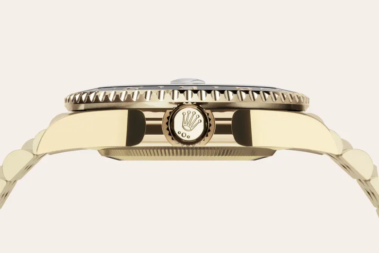 GMT-Master II 15 m126718grnr 0001 060.webp