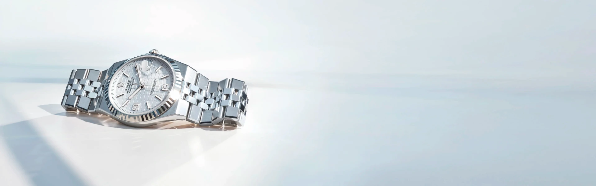 rolex land dweller m127334 0001 rvb 1920x600